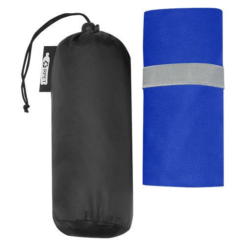 Bad & Wellness geschenken Pieter ultra lichtgewicht en sneldrogende handdoek van gerecycled PET