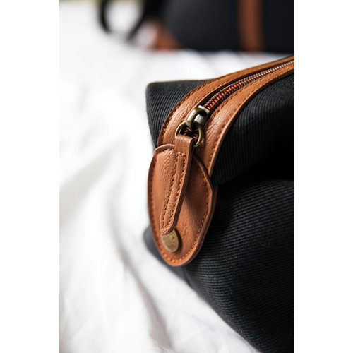 VINGA Sloane RPET toilettas V56014