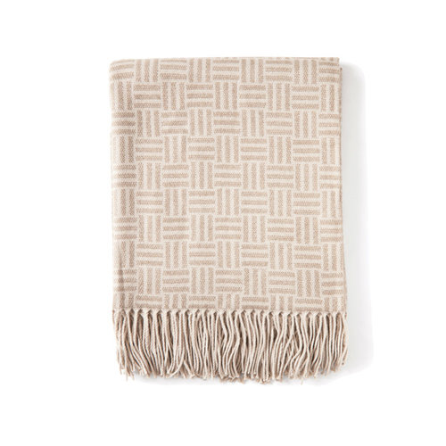 VINGA jacquard geweven deken 19454 met geometrisch patroon en geborduurd bedrijfslogo