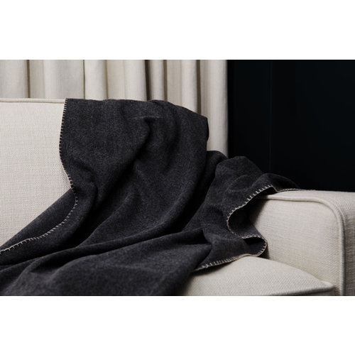 VINGA Bilton gerecyclede deken poncho 19462 van fleece met geborduurd bedrijfslogo