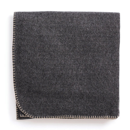 VINGA Bilton gerecyclede deken poncho 19462 van fleece met geborduurd bedrijfslogo