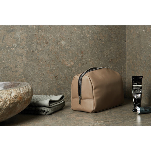 VINGA Bermond RCS gerecycled PU toilettas V820001 met logo bedrukken DeBle