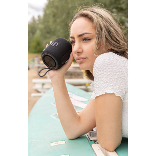 Urban Vitamin Palmdale 16W speaker IPX7 P331521 met logo bedrukken DeBle