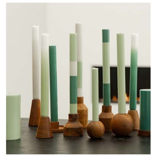 Originalhome dinerkandelaar M van gerecycled teakhout DeBle