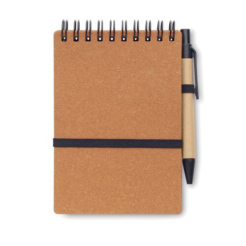 B7 gerecycled notitieboek met pen Notie MO2481 – compact notitieboek van gerecycled papier en PU met 140 pagina’s en eco-pen, ideaal relatiegeschenk