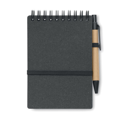 B7 gerecycled notitieboek met pen Notie MO2481 – compact notitieboek van gerecycled papier en PU met 140 pagina’s en eco-pen, ideaal relatiegeschenk