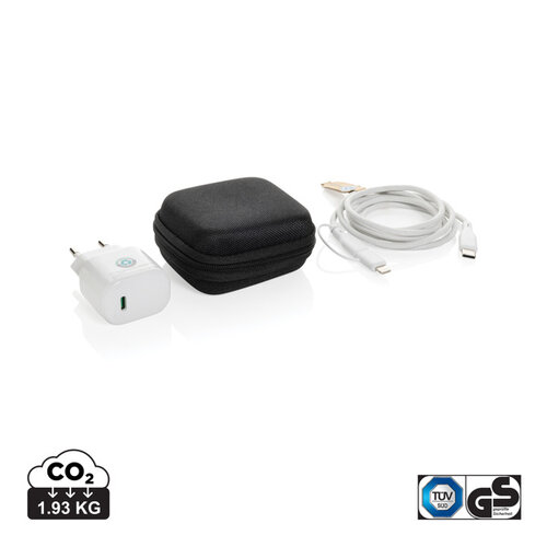 Boost RCS gereycled PET 20W type C 2-delige oplaadset P301.2501 Boost RCS gereycled PET 20W type C 2-delige oplaadset P301.2501