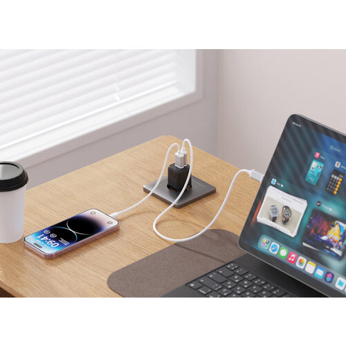 Urban Vitamin Monterey RCS recycled plastic 20W GAN oplader P301.9701 Urban Vitamin Monterey RCS recycled plastic 20W GAN oplader P301.9701