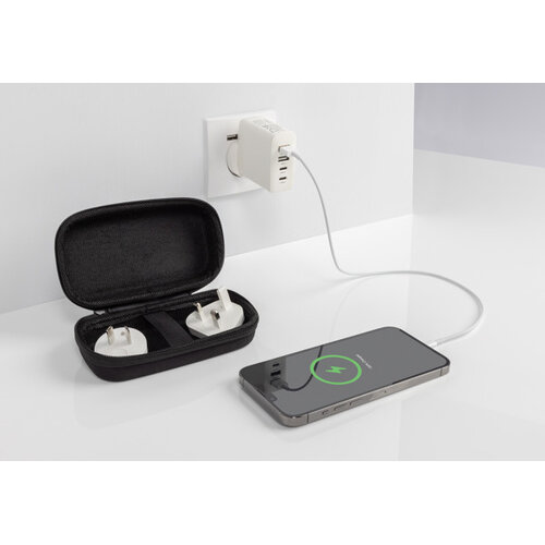 TravelCharge Pro reislader met USB-C P821.0203 TravelCharge Pro reislader met USB-C P821.0203