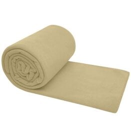 Huggy fleecedeken 113331 van zacht polar fleece met geborduurd logo 250 x 220 cm