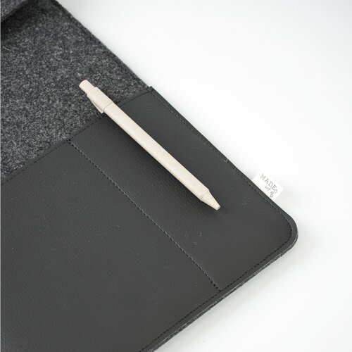 Recycled Felt & Apple Leather Laptop Sleeve Plus 16" W497 Recycled Felt & Apple Leather Laptop Sleeve Plus 16" W497