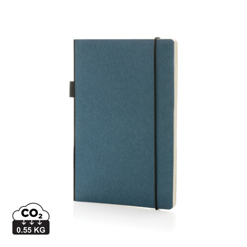 A5 FSC deluxe hardcover notitieboek P774.34 met pennenlus, opbergvak en 160 crèmekleurige gelinieerde pagina's