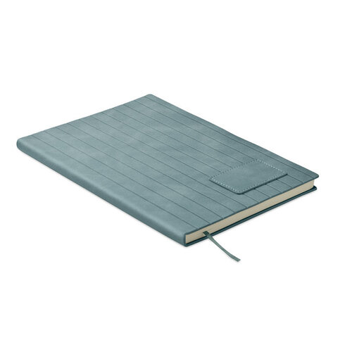 A5 Notitieboek in Smokey PU – MO2663, duurzaam relatiegeschenk met geribbelde cover van gerecycled materiaal en 160 gelinieerde pagina’s, inclusief PU-patch voor logo