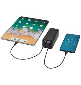 Acamar powerbank van 20.000 mAh 70 W voor laptops van gerecycled aluminium