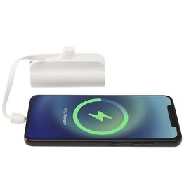 Alnair Type-C powerbank van 5000 mAh 10 W van gerecycled plastic met ingebouwde klapstandaard en 2 in 1 kabel