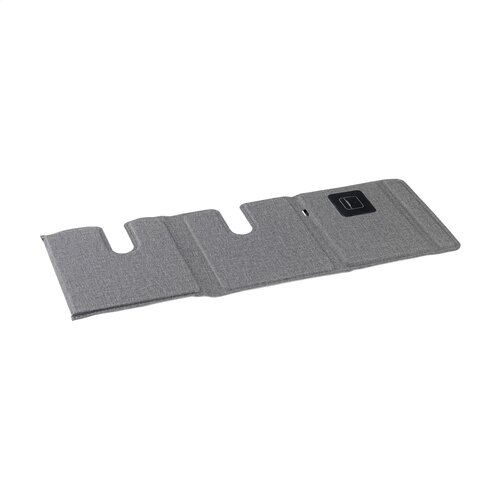 Triplo RCS Wireless Charging Station oplader 2377 – 3-in-1 draadloze oplader van gerecycled ABS en PU, magnetisch en RCS-gecertificeerd, ideaal relatiegeschenk