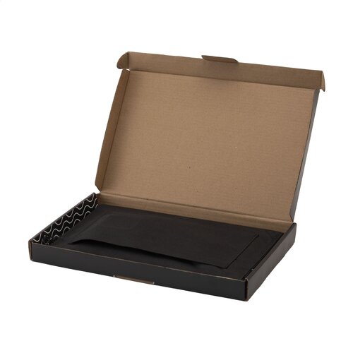 Solar Panel RPET 10W Charger oplader 2518 – duurzame 600D RPET pouch met solarpaneel, 10W vermogen, USB-A en Type-C aansluitingen, ideaal relatiegeschenk voor reizen en outdoor