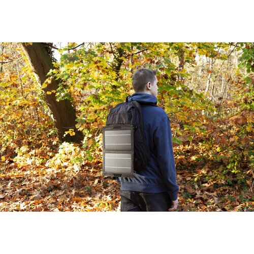 Solar Panel RPET 10W Charger oplader 2518 – duurzame 600D RPET pouch met solarpaneel, 10W vermogen, USB-A en Type-C aansluitingen, ideaal relatiegeschenk voor reizen en outdoor