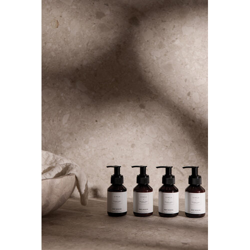 VINGA x TGL giftset voor hand- en lichaamsverzorging TGL1014301 bedrukken met logo DeBle