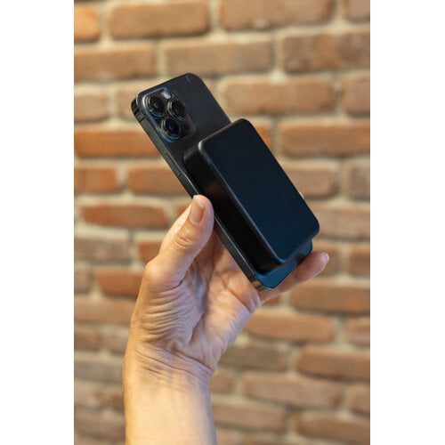 Amporia RCS rplastic magnetische 10.000 mAh powerbank in zakformaat bedrukken met logo