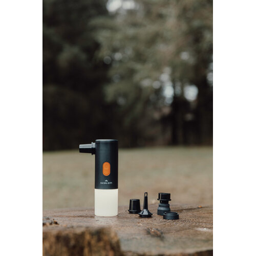 DeBle Nordic Drift campinglamp en luchtpomp bedrukken met logo ND4300101