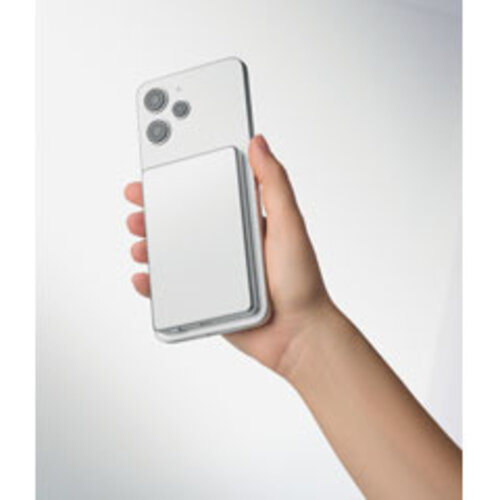 CORE 3-in-1 magnetische powerbank 5000mAh MO3179 van gerecycled aluminium