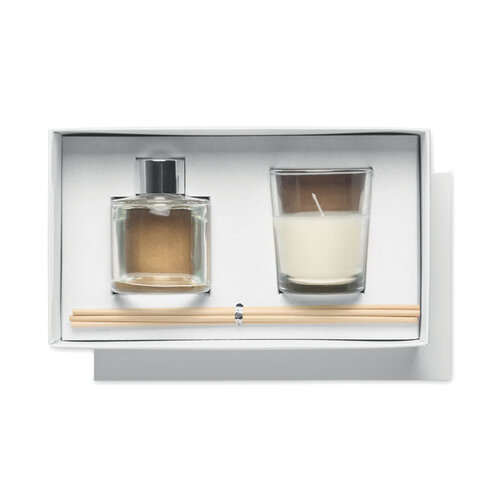 MUSKA SET vanille diffuser en kaarsenset MO3112 in witte geschenkdoos
