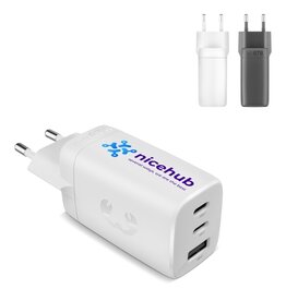 Fresh ’n Rebel 67W GaN laptoplader LT49750 met twee USB-C-poorten en USB-A