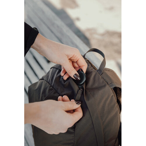 Findpop Dual P301.1701 RCS tracker voor Apple Find My en Android Find Hub bedrukt met logo