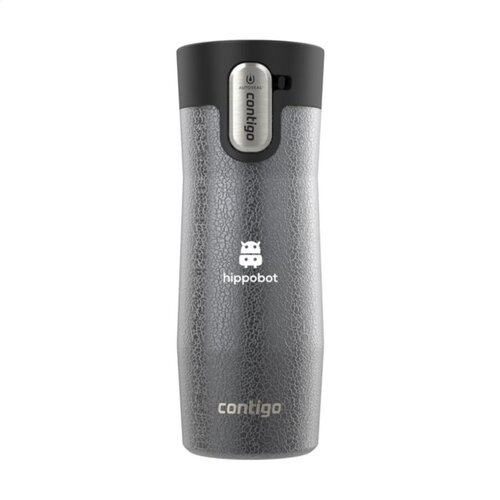 <p>Wil je een <strong>Contigo West Loop 3.0 thermosbeker bedrukken met logo</strong>? De 263166 is een dubbelwandige vacuümgeïsoleerde thermosbeker van 470 ml met roestvrijstalen binnenzijde, AUTOSEAL™-sluiting en extra veiligheidsvergrendeling. Met een warmhoudtijd tot 11 uur en koudhoudtijd tot 24 uur is dit model gemaakt voor medewerkers en relaties die hun drank langdurig op temperatuur willen houden.</p> <p> </p> <h2>AUTOSEAL sluit automatisch na iedere slok</h2> <p>De AUTOSEAL™-technologie sluit de drinkopening automatisch wanneer je stopt met drinken. Daardoor hoeft de gebruiker niet telkens handmatig een klep of dop terug te sluiten.</p> <p>Contigo omschrijft het ontwerp als lek- en morsvrij. De extra veiligheidsvergrendeling helpt voorkomen dat de drinkknop onderweg onbedoeld wordt ingedrukt.</p> <p> </p> <h2>Tot 11 uur warm en 24 uur koud</h2> <p>De THERMALOCK™-technologie combineert een dubbelwandige constructie met vacuümisolatie. Volgens Clipper blijft een drank t