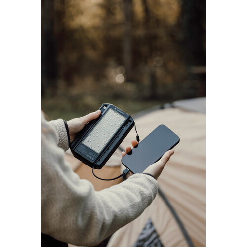 DéBlé Nordic Drift Titan 10.000mAh solar powerbank met 3 panelen (ND410.00) bedrukken met logo