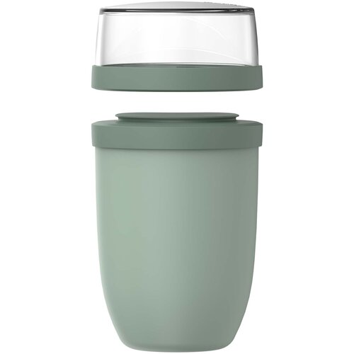 <p>Wil je een <strong>Mepal Ellipse lunchpot bedrukken met logo</strong>? De 113141 is een geïsoleerde lunchpot met twee aparte compartimenten van 750 en 300 ml. Zo neem je een complete lunch mee terwijl toppings, bijgerechten of andere ingrediënten netjes gescheiden blijven.</p> <p> </p> <h2>Twee aparte compartimenten</h2> <p>De Mepal Ellipse heeft een groot vak van 750 ml en een kleiner vak van 300 ml. Daardoor kun je bijvoorbeeld yoghurt of soep meenemen in het grote gedeelte en granola, croutons, fruit of andere toppings apart bewaren.</p> <p>Pas op het moment dat je gaat eten voeg je de ingrediënten samen. Zo blijven smaken en structuren langer zoals je ze bedoeld hebt.</p> <p> </p> <h2>In totaal 1050 ml inhoud</h2> <p>De twee compartimenten bieden samen 1050 ml inhoud. Daarmee is deze Ellipse ruim genoeg voor een volledige lunch of maaltijd en biedt hij meer mogelijkheden dan een compacte snackpot.</p> <p>Wil je andere formaten en lunchoplossingen vergelijken? Bekijk dan onze