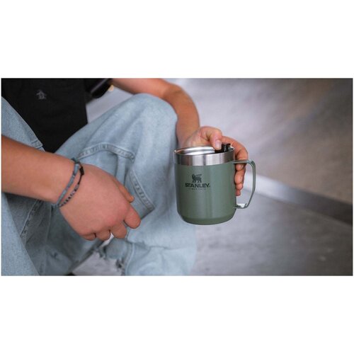 Stanley Everyday Camp Mug 350 ml (100949) RVS koffiemok met handgreep en deksel bedrukt met logo