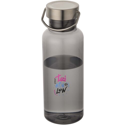 <p>De <strong>Thor 600 ml RCS-gerecyclede rPET waterfles (100958)</strong> is een praktische drinkfles voor dagelijks gebruik op kantoor, tijdens zakelijke evenementen en onderweg. De fles is gemaakt van gerecycled PET-kunststof en heeft een inhoud van 600 ml. Daarmee is de Thor een interessante keuze voor organisaties die een functioneel relatiegeschenk zoeken en bij hun productkeuze aandacht besteden aan gerecyclede materialen.</p> <p> </p> <h2>Waterfles van 600 ml voor dagelijks gebruik</h2> <p>Met een inhoud van 600 ml biedt de Thor voldoende ruimte om water of een andere koude drank mee te nemen tijdens de werkdag. Het formaat is geschikt voor medewerkers op kantoor, bezoekers van evenementen en deelnemers aan zakelijke bijeenkomsten.</p> <p>Wil je meerdere drinkflessen vergelijken voordat je een keuze maakt? Bekijk dan onze <a href="https://www.deble.com/drinkware/" title="Drinkwaren met logo bekijken" style="color:#19566A;font-weight:700;text-decoration:none;">collectie drinkwar