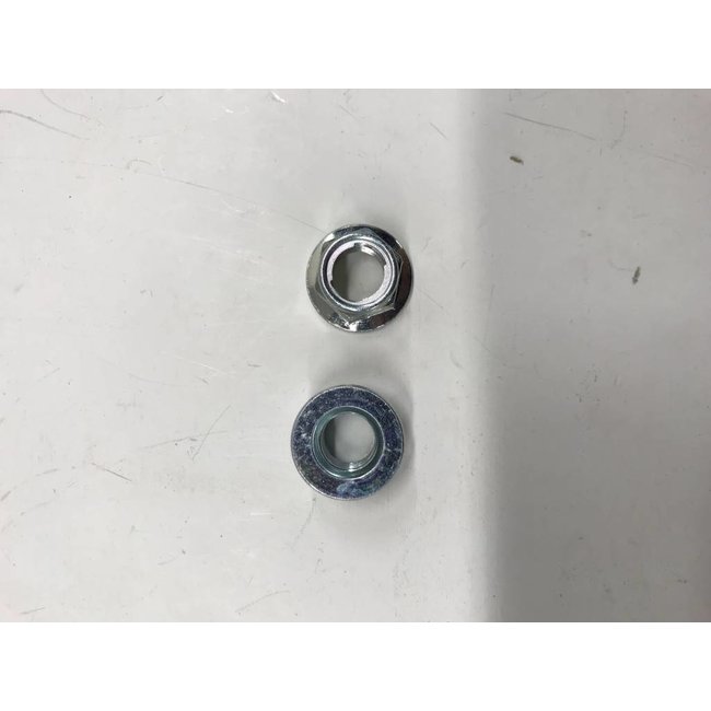 Nut Frontwheel axle Grande Retro/Sense/Vx50/Riva/Vespa-look