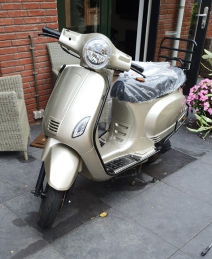 Kappenset Champagne RSO Sense/Vx50 (S)/Riva (S)/Vespa-look