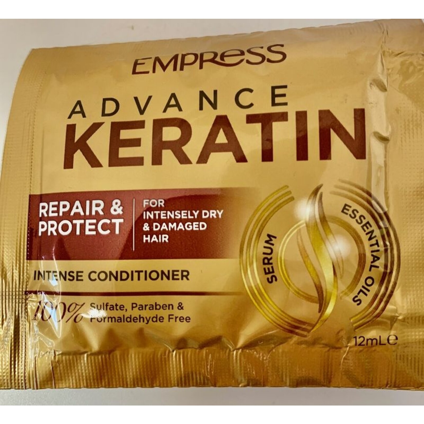 Empress Revitalisant réparateur et protecteur à la kératine Empress Advance, 12 ml GRATUIT