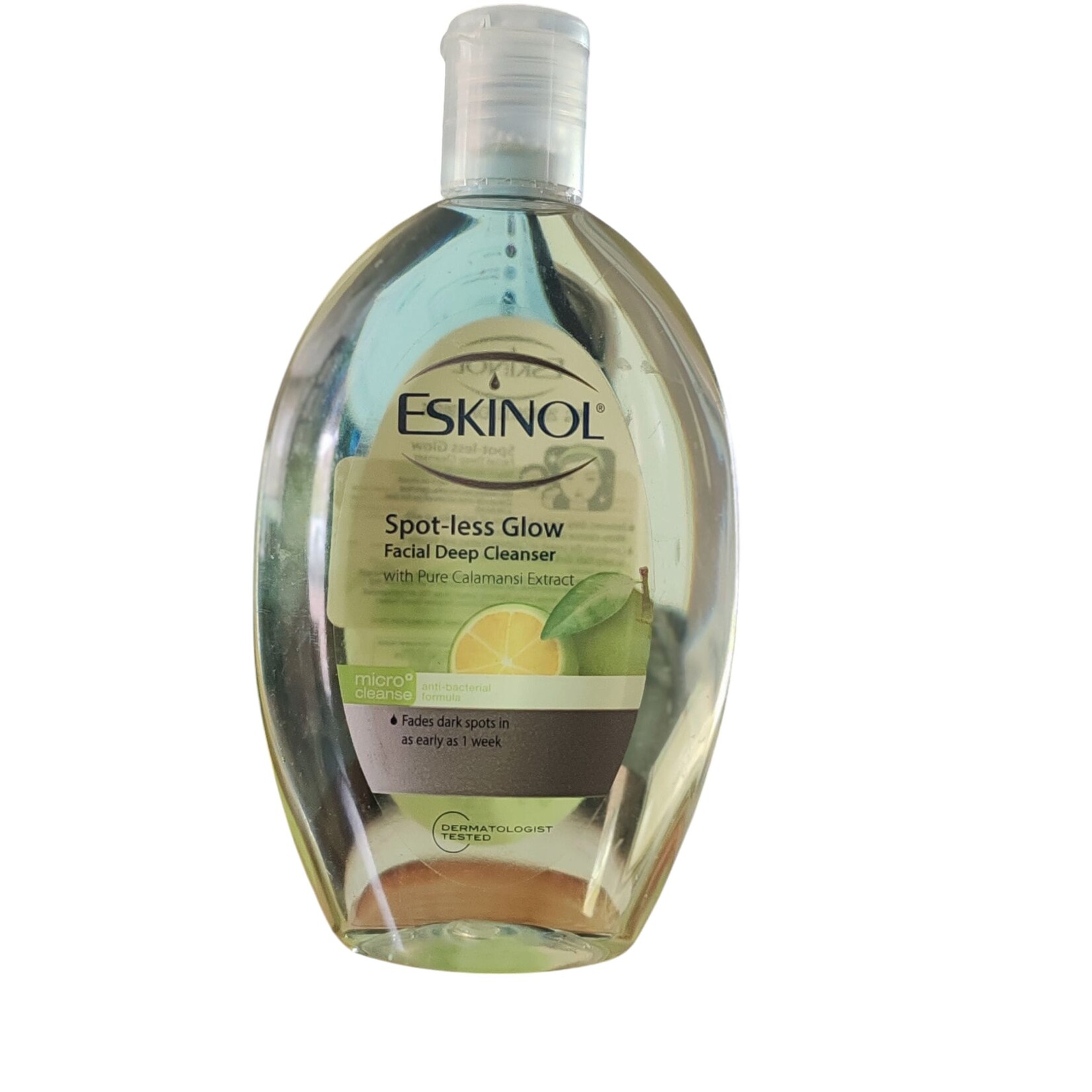 Eskinol, samengesteld met natuurlijke extracten voor een gezonde huid! Eskinol Spot-less Glow Facial Deep Cleanser