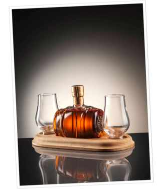 Stylish Whisky Whisky / Rum Barrel Refillable Decanter & 2 Glasses (200ml)