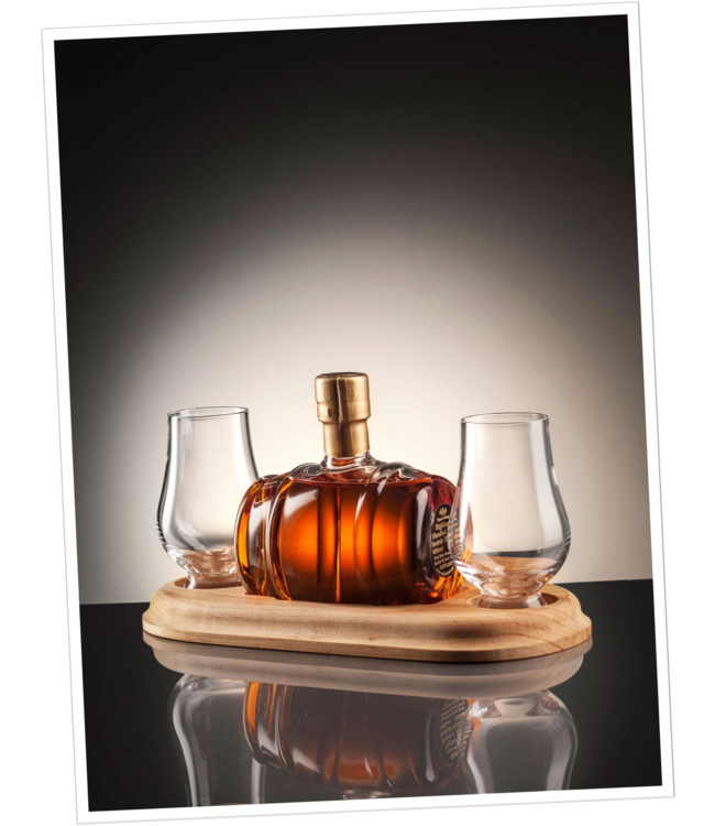 Stylish Whisky Whisky / Rum Barrel Refillable Decanter & 2 Glasses (200ml)