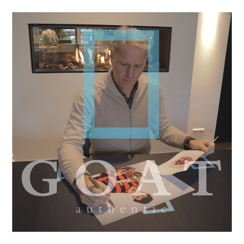 Marco van Basten gesigneerd AC Milan foto - Ballon d'Or - in