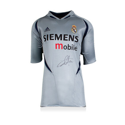 Iker Casillas gesigneerd Real Madrid shirt 2004-05