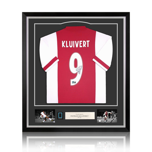 Patrick Kluivert gesigneerd Ajax shirt - ingelijst