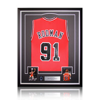 Dennis Rodman gesigneerd Chicago Bulls shirt - ingelijst