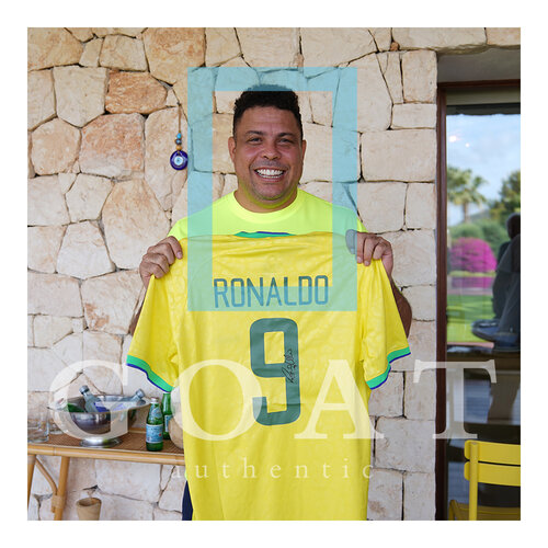 Ronaldo gesigneerd Brazilië shirt 2022-23 - ingelijst