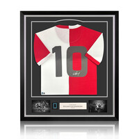 Willem van Hanegem gesigneerd Feyenoord shirt retro - ingelijst Willem van Hanegem gesigneerd Feyenoord shirt retro - ingelijst