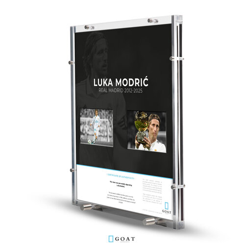 Luka Modric gesigneerd Real Madrid shirt 2017-18 - SHOWCASE®