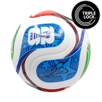 Iker Casillas gesigneerde voetbal 2026