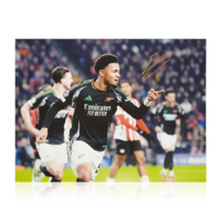 Icons Ethan Nwaneri  gesigneerde Arsenal foto