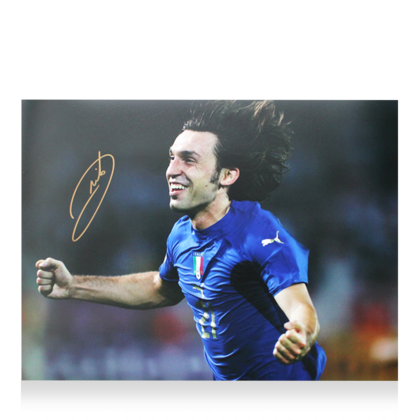 Andrea Pirlo gesigneerde Italië foto